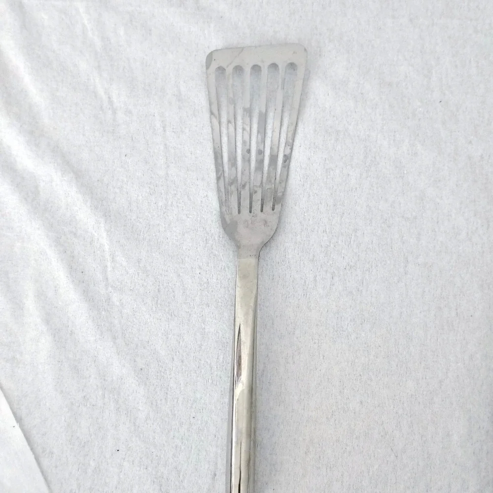 Williams Sonoma Slotted Stainless Steel Metal Fish Turner Spatula Flip Pancake